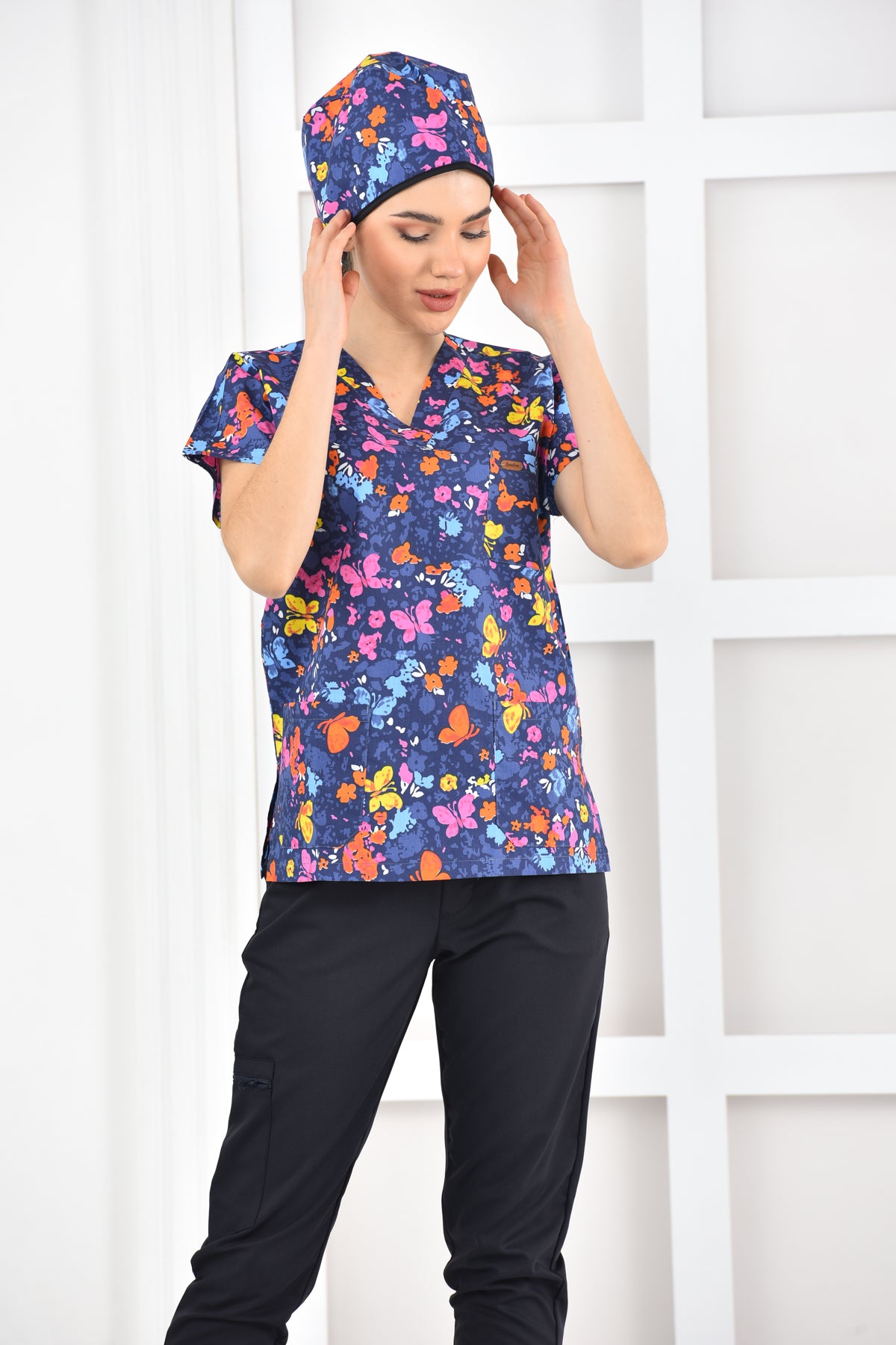 Bluza medyczna z nadrukiem