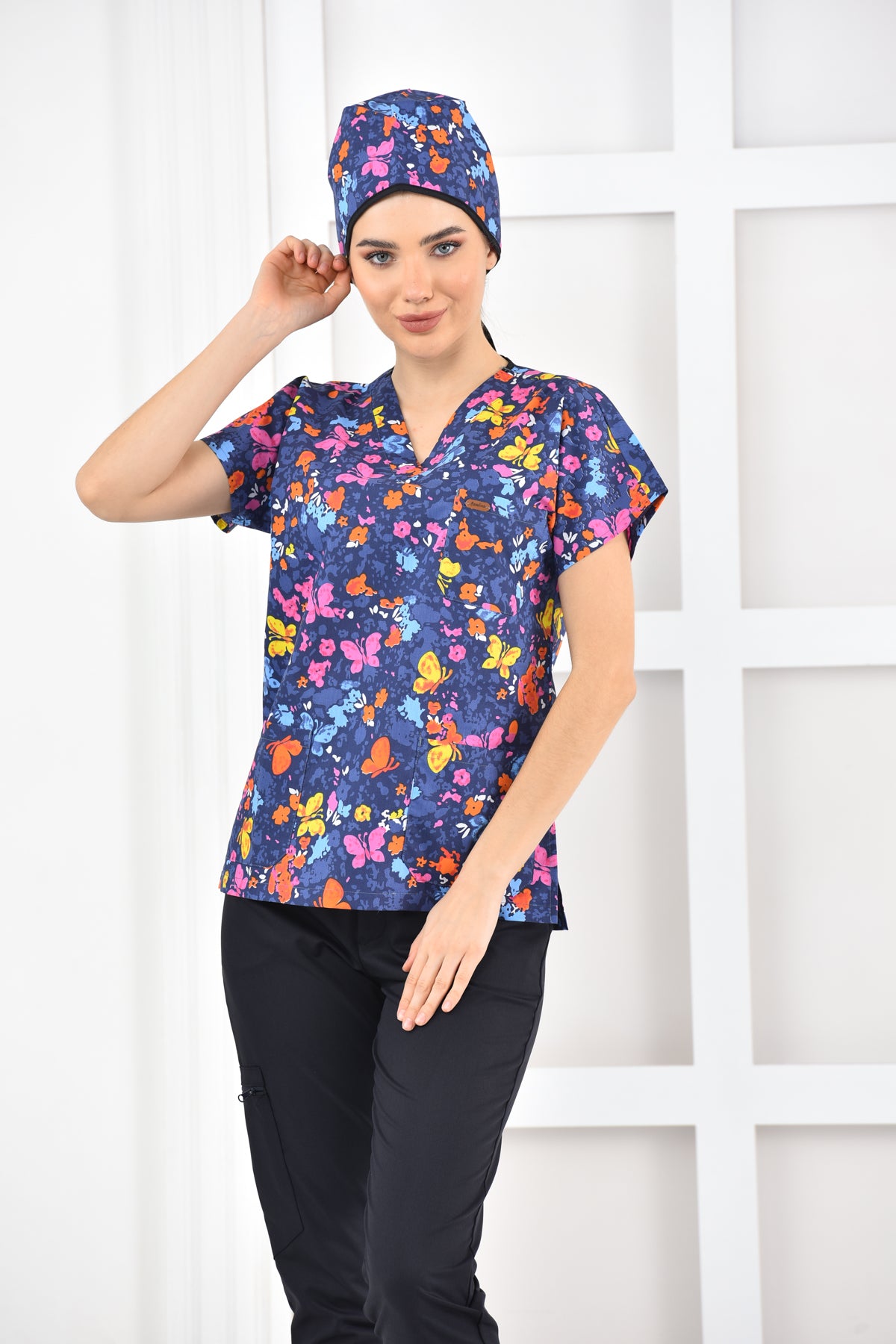 Bluza medyczna z nadrukiem