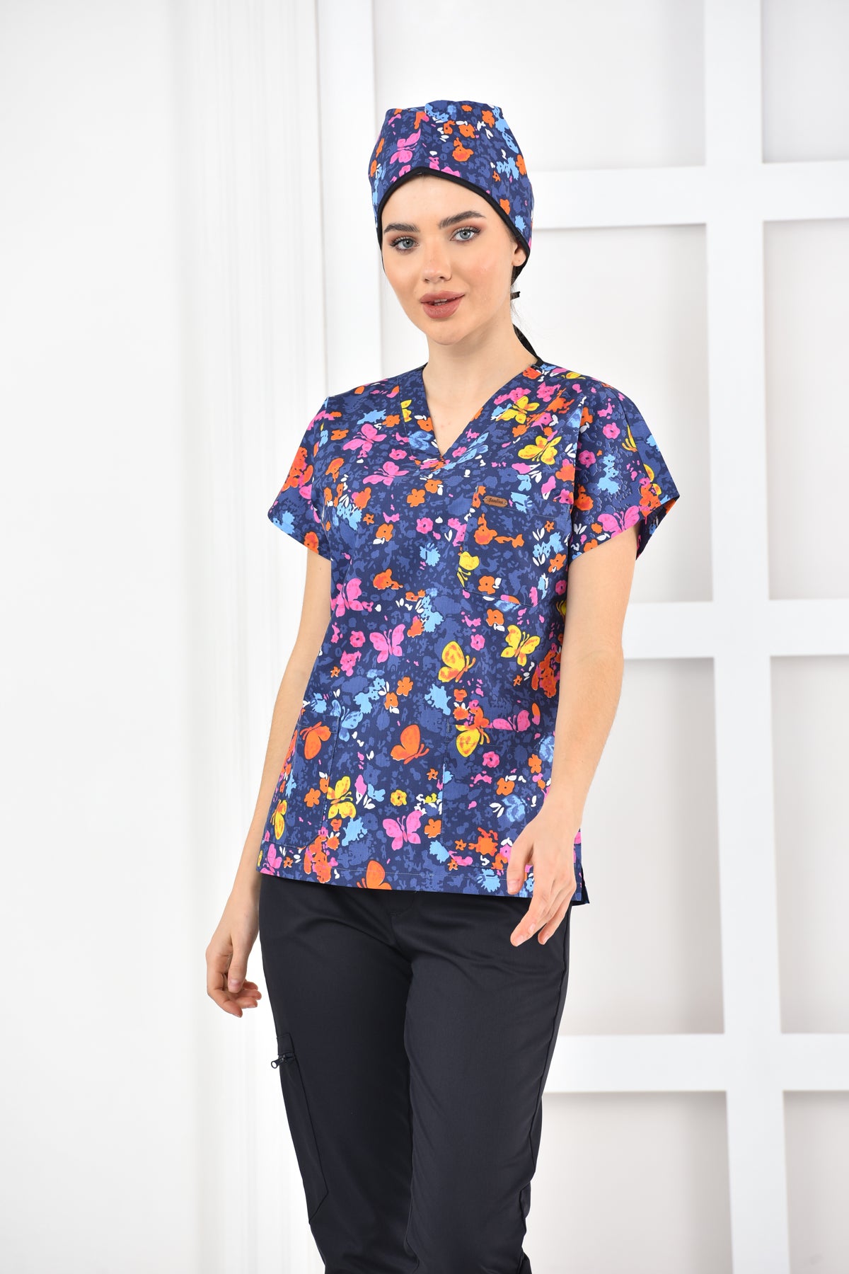 Bluza medyczna z nadrukiem