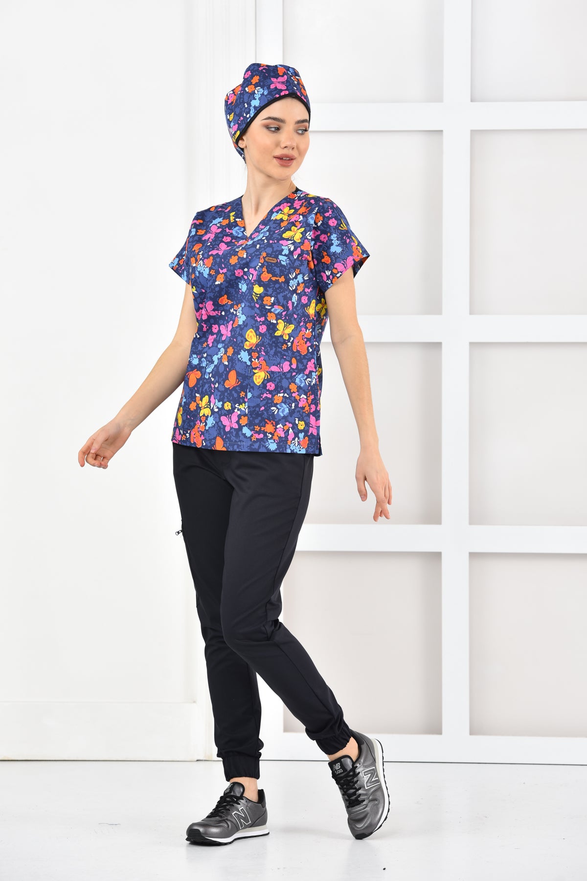 Bluza medyczna z nadrukiem