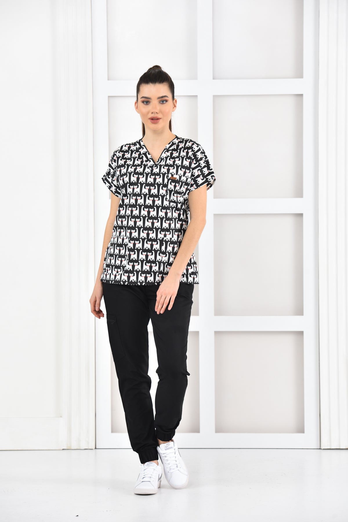 Bluza medyczna z nadrukiem