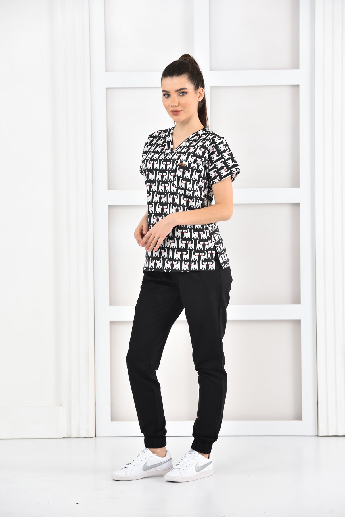 Bluza medyczna z nadrukiem