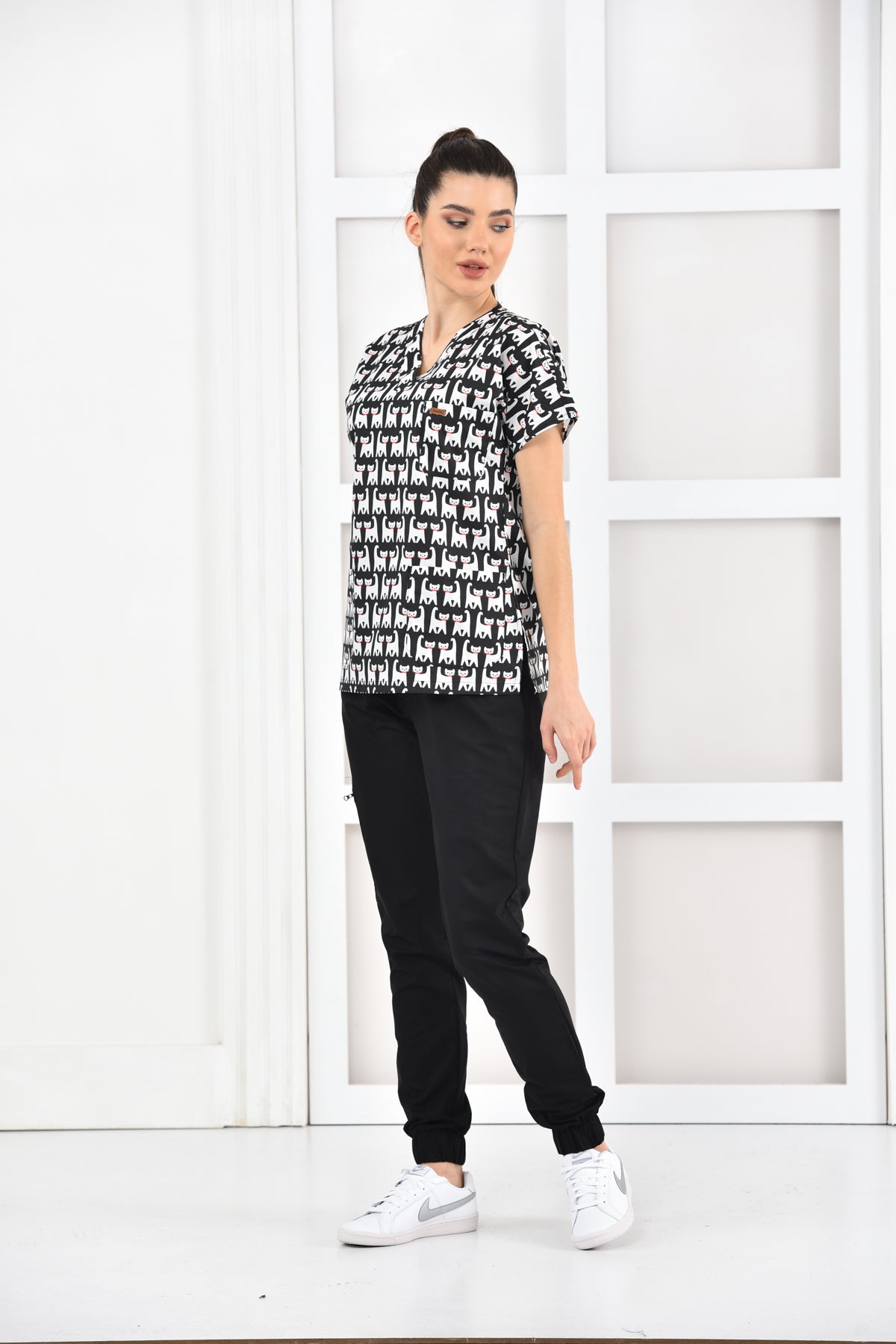 Bluza medyczna z nadrukiem