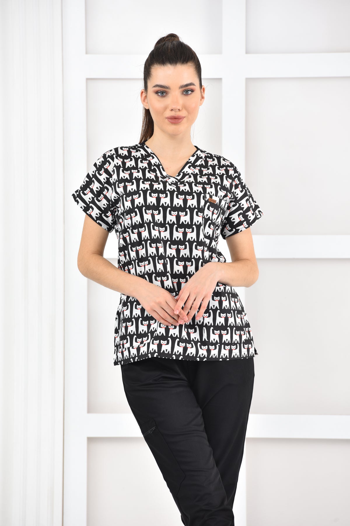 Bluza medyczna z nadrukiem