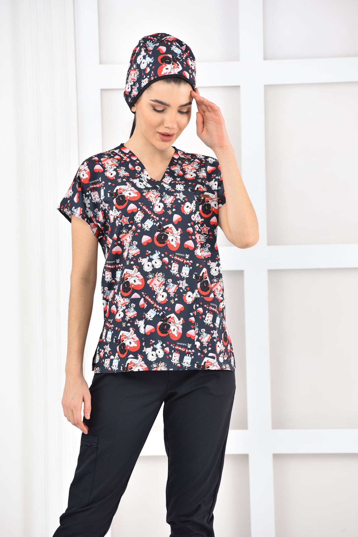 Bluza medyczna z nadrukiem
