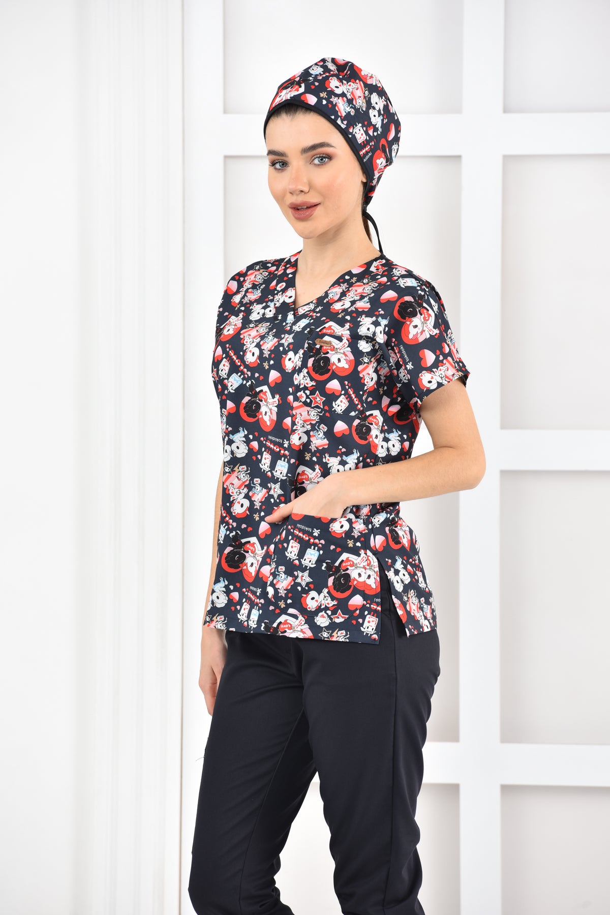 Bluza medyczna z nadrukiem