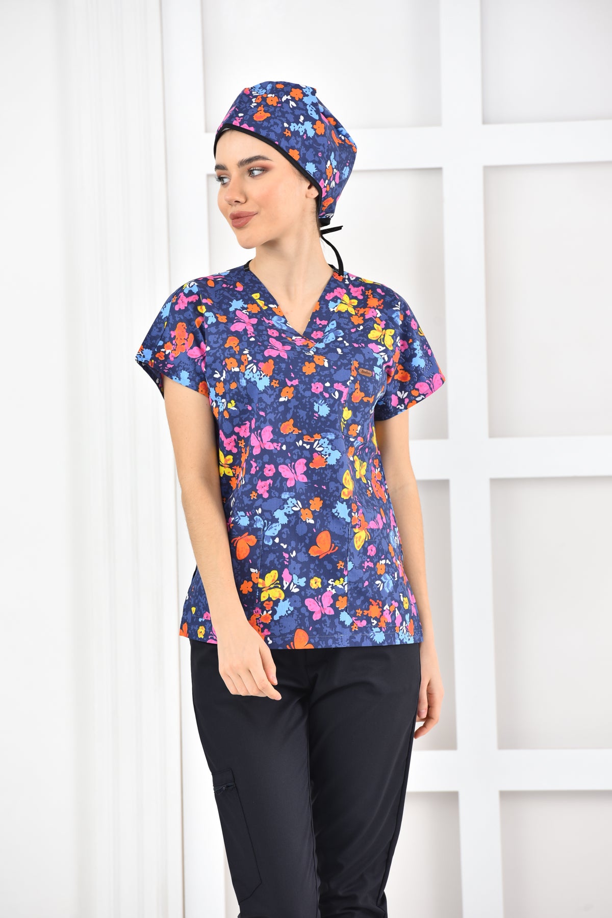 Bluza medyczna z nadrukiem